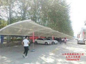 山西運(yùn)城諾維蘭車(chē)城停車(chē)棚